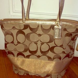 Used Coach Shoulder Bag